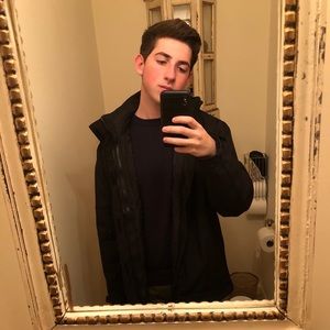 Meet your Posher, Simon